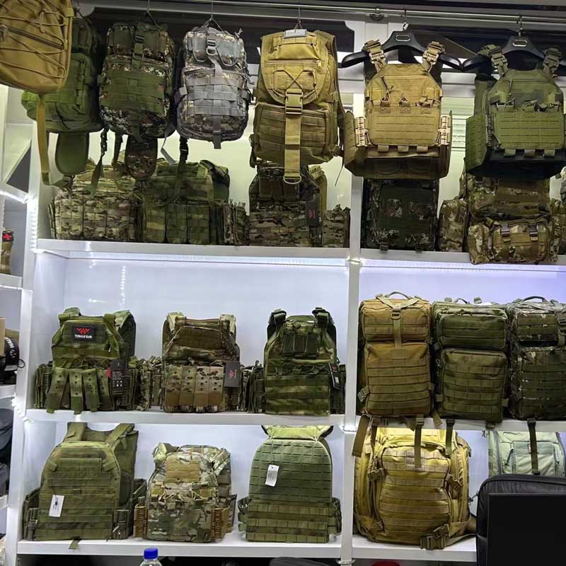 军迷户外:战术衣裤护具鞋帽、军训服、团建拓展队服