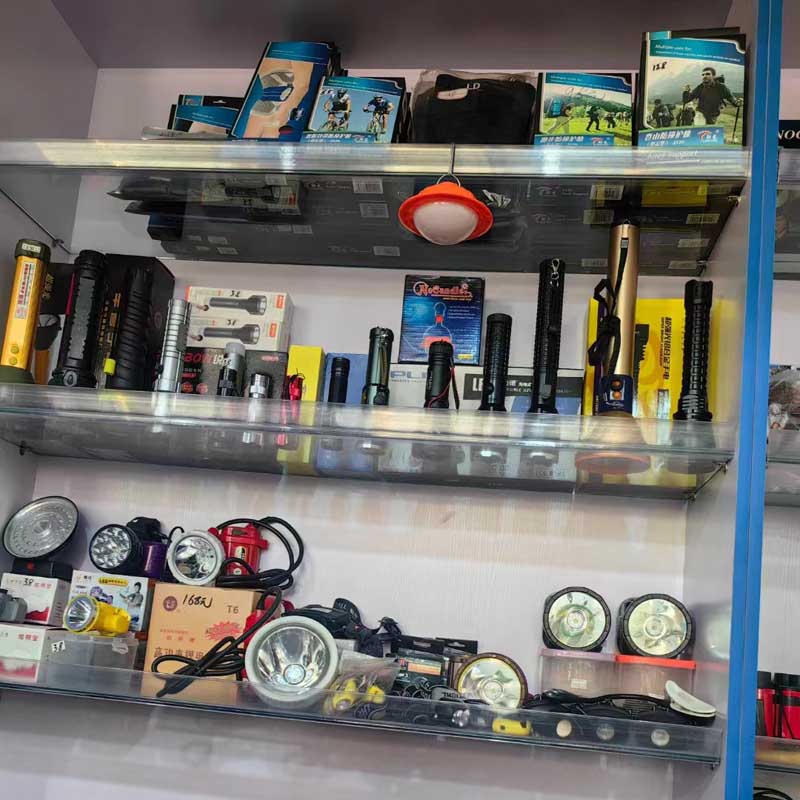 户外装备：野营装备、车载装备、自驾装备、徒步装备