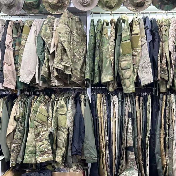 军迷户外：战术衣裤护具鞋帽、军训服、团建拓展队服